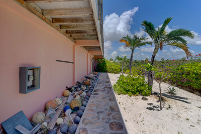 The entrance walkway at The Family Beach House on San Salvador 